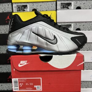Nike Shox R4 