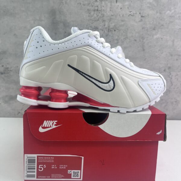 Nike Shox R4 