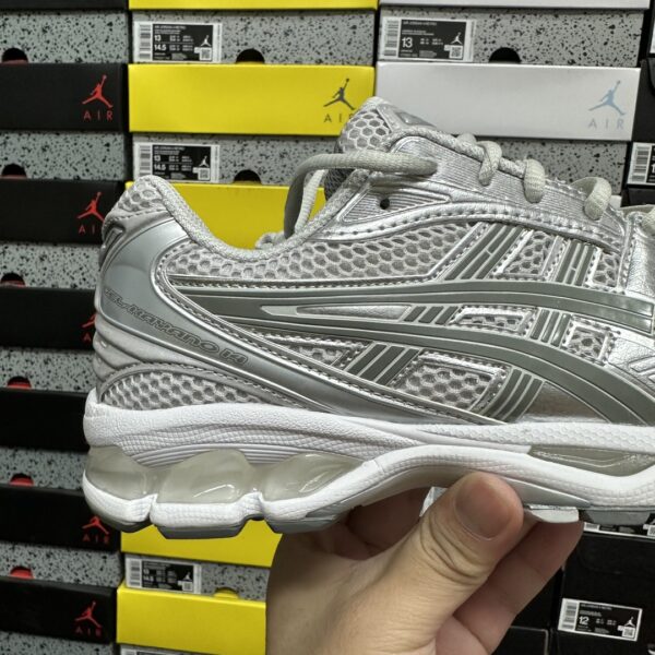 Asics Gel-Kayano 14 
