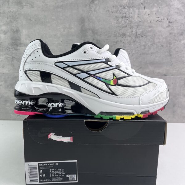 Nike Shox R2 x Supreme 