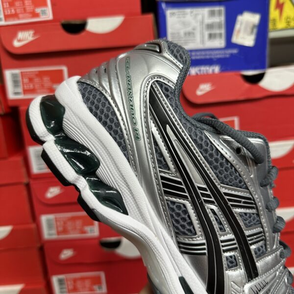 Asics Gel-Kayano 14 