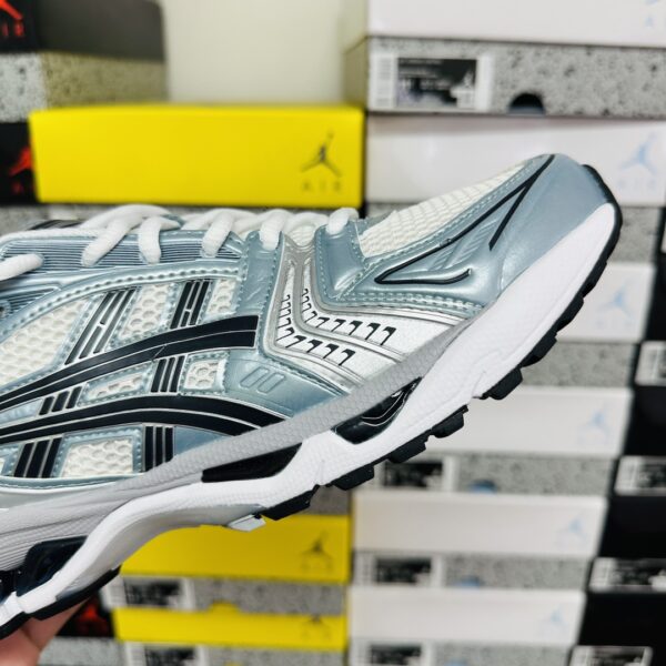 Asics Gel-Kayano 14 