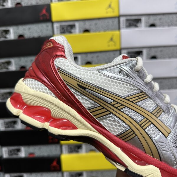 Asics Gel-Kayano 14 