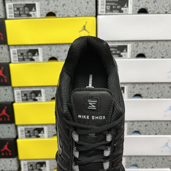 Nike Shox TL 