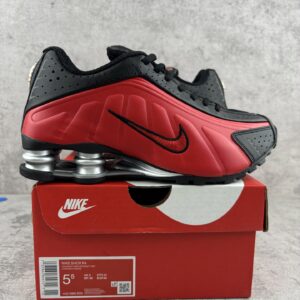 Nike Shox R4 