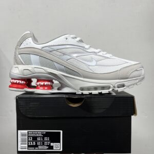 Nike Shox R2 x Supreme 