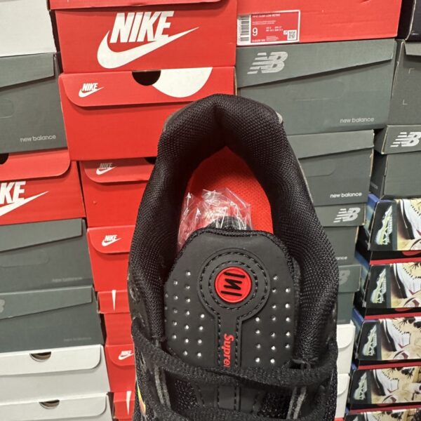 Nike Shox R2 x Supreme 