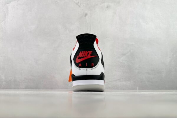 Nike Air Jordan 4 