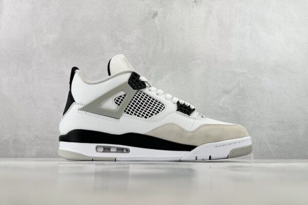 Nike Air Jordan 4 