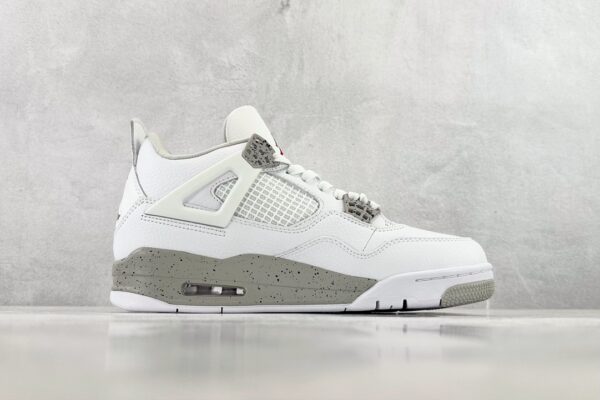 Nike Air Jordan 4 