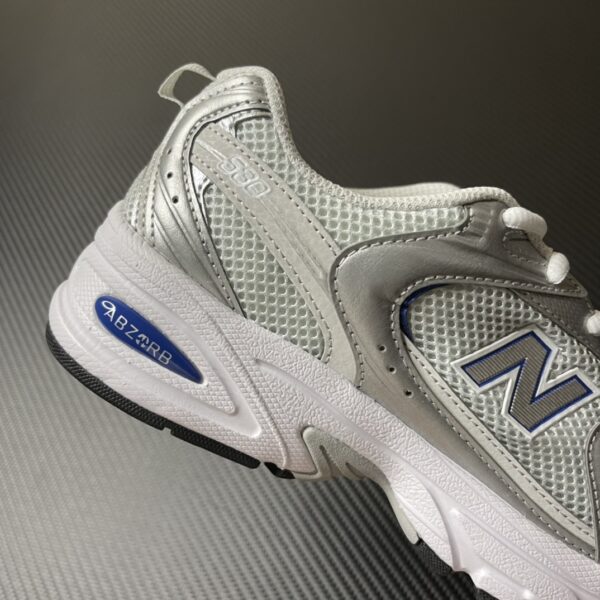 New Balance 530 
