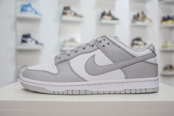 Nike Dunk Low 