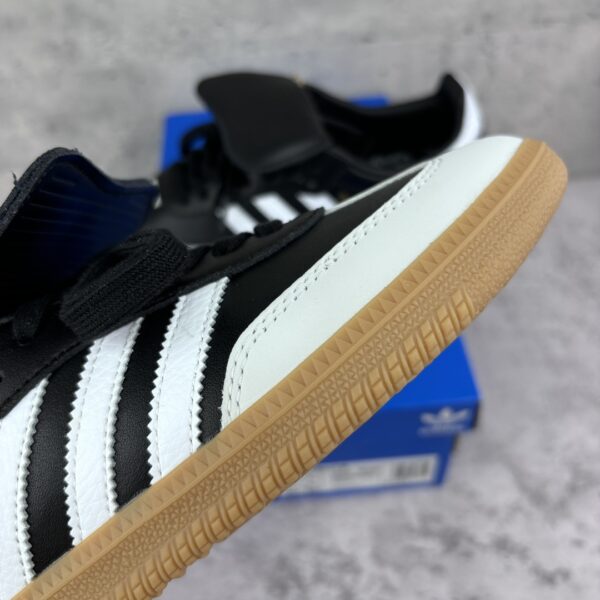 Adidas Samba LT 