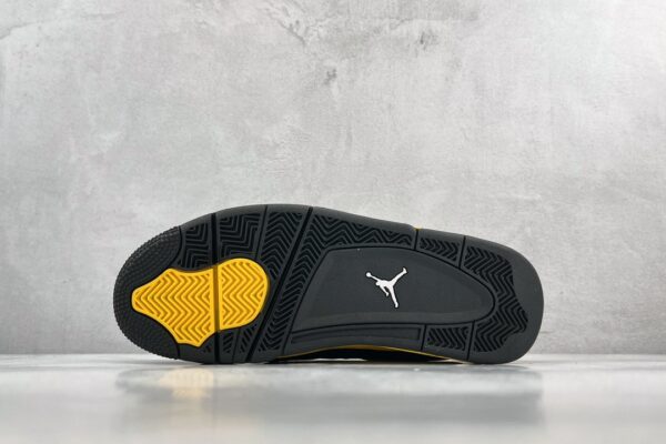 Nike Air Jordan 4 