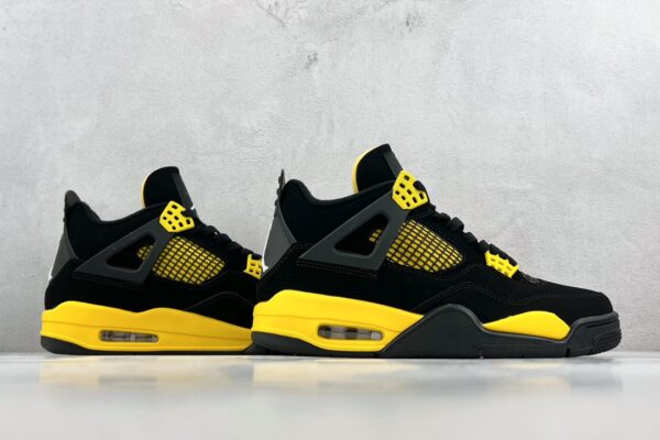 Nike Air Jordan 4 